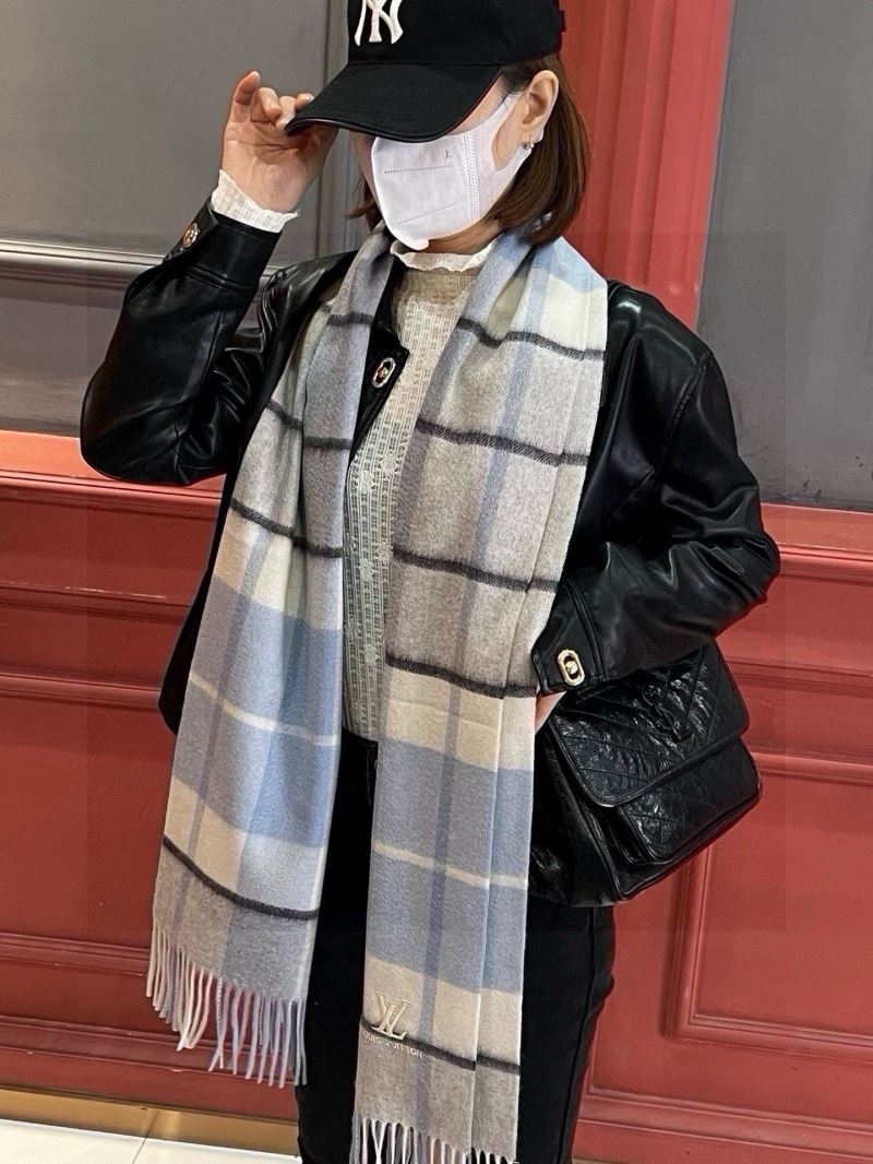 Louis Vuitton Scarf